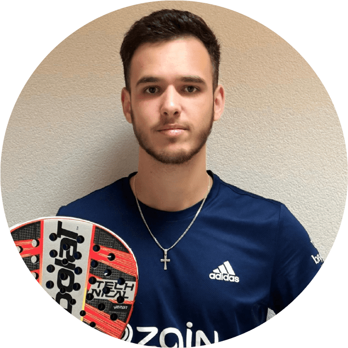 coach padel parc pour les cours de padel